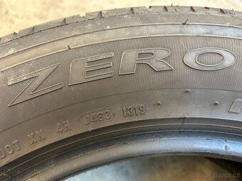 Pneu letní Pirelli Scorpion Zero 255/55 R18 pouze 3ks - 5
