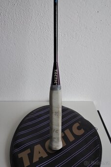 Badmintonová raketa Tactic - carbon - 5