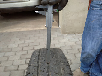 215/75 r16 C - 5