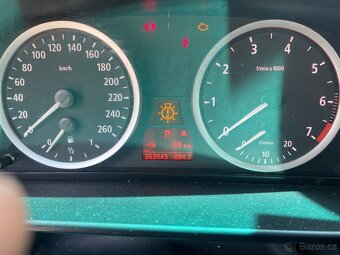 BMW e60 2.5 benzin r v 2005 automat - 5