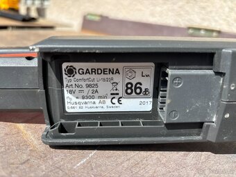 Akumulátorový trimmer Gardena ComfortCut Li-18/23R - 5