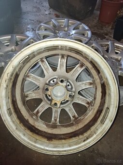 Alu R17 a R15 - 5