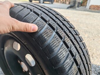 Prodám zimní kola 195/65 R5 - 5