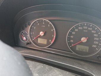 Ford Mondeo 2003 v automatu - 5