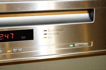 Miele myčka nerezová vestavná G 6105 SCi , tři koše XXL - 5
