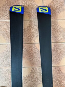 Prodám komerční obřačky Salomon S/Race 175cm - 5