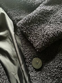 Tmavě modrý kabát - 5