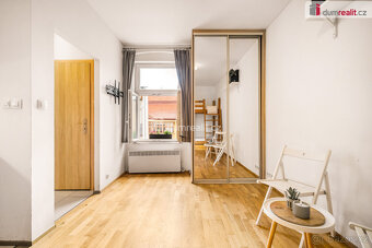 Prodej bytu 1+kk, 19,5 m2, Milíčova, Praha - 5