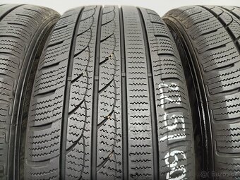 Zimní pneu 225/60/17 Tracmax - 5