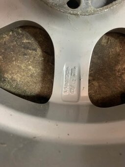 Prodám zimní pneu - 5