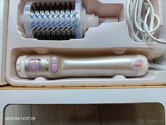 Rotační vysoušeč vlasů Rowenta brush activ CF 9000. - 5