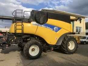 Kombajn sklízecí mlátička New Holland CR 9080 - 5