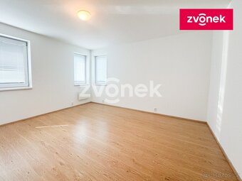 2+kk Zlín - Kúty, garážové stání, ihned - 5