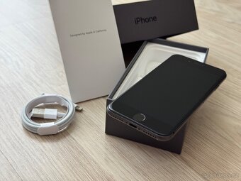 Apple iPhone 8 64 GB Space Gray / Vesmírně Šedý - TOP - 5