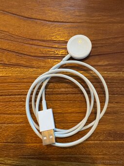 Apple Watch SE 40mm stříbrné - 5