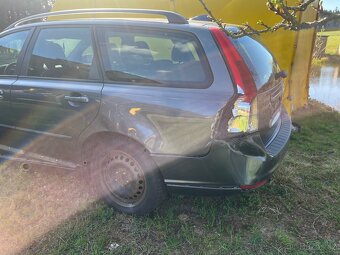 Volvo V50 2.0D, manuál, rv. 2007 - 5