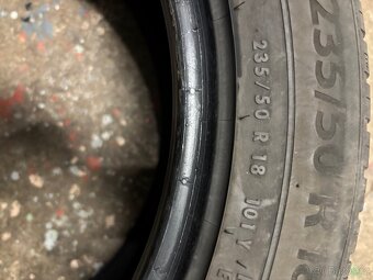 Gumy Barum Bravuris 5 235/50 R18 - 5