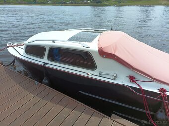 Kajutová loď CAFFE CRUISER, solární nabíjení - 5