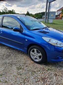 Peugeot 206 plus 1.1 44 kW - 5