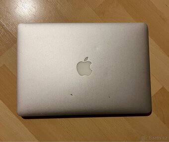 MacBook Air 13” (2015) – i5 / 8 GB / 512 GB SSD - 5