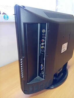 prodám přenosnou TV s DVD - 5