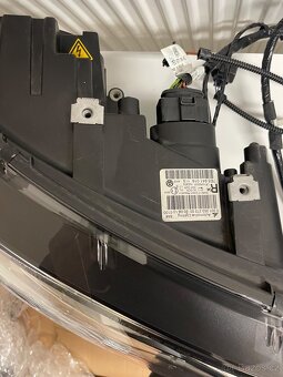 Světla  Xenon Vw T5 Original +Svazek Výborný stav - 5