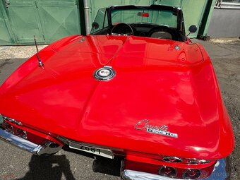 Chevrolet Corvette C2 Sting Ray - 5