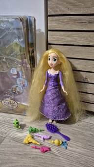 Hasbro táčející Locika - 5