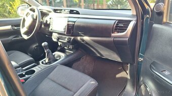 Toyota Hilux - 5
