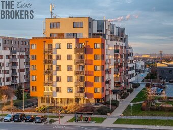 Prodej bytu 2+kk, 54,3 m2, balkon, garážové stání, novostavb - 5
