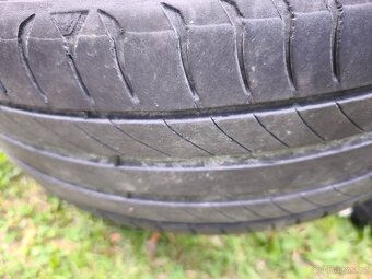 Alu kola originál VW R17 5x112, pneu 225/45 R17 Michelin - 5