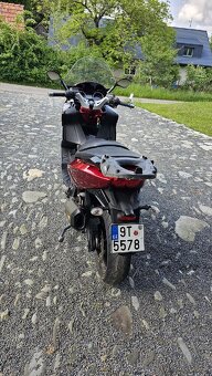 Gilera GP 800 2011 - 5