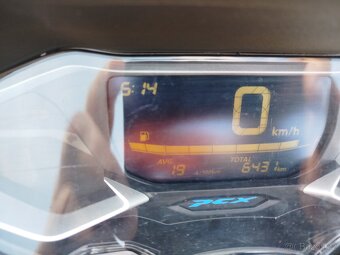 Honda PCX125 - 5