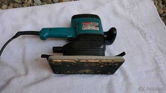 Makita 9046 Vibrační bruska 115x229mm,600W - 5