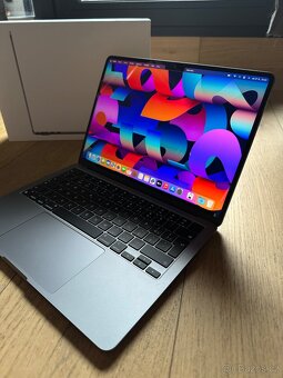 MacBook Air M2 13” 256GB Space Grey - 5