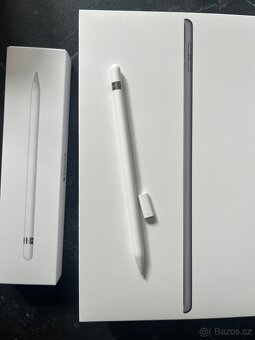 Apple iPad 10.2 (8th gen) + Apple Pencil (1st gen) - 5