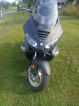 Prodám skútr 125 skupina B - 5