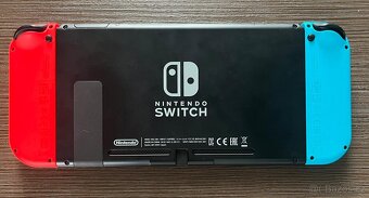 Nintendo Switch + hry a příslušenství - 5