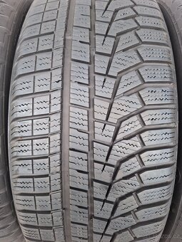 205 55 17 zimní pneu R17 Continental 205/55/17 - 5