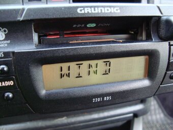 Retro autorádio Grundig - 5