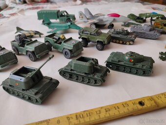 Hračky vojenská technika - 5