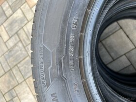 Prodam letní pneu Barum 215/65R17V - 5