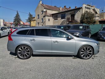 VOLVO V60 2.0 T5 Drive-E 180kW MOMENTUM automat - ČR - 5