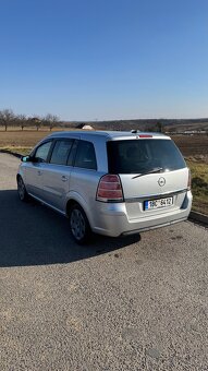 Opel Zafira B - 5