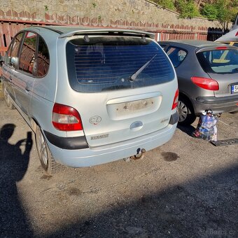 Renault Scenic 1,9 - 5