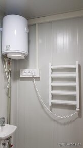 Obytný/kancelářský kontejner PMP - K o rozměru 3 x 8 m - 5