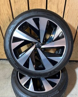 Originální ALU KOLA VW ID4 ID5 R20 - 5