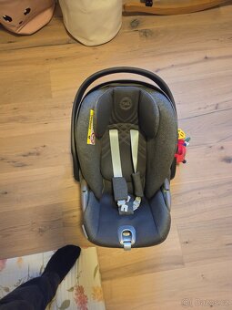 Cybex cloud ti size plus + cybex base t - 5