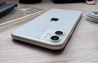 Apple iPhone 11 64gb White- zánovní Top stav, 2x kryt. - 5