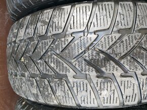 Pneu zimní 255/50R19 107V Dunlop 4Ks - 5